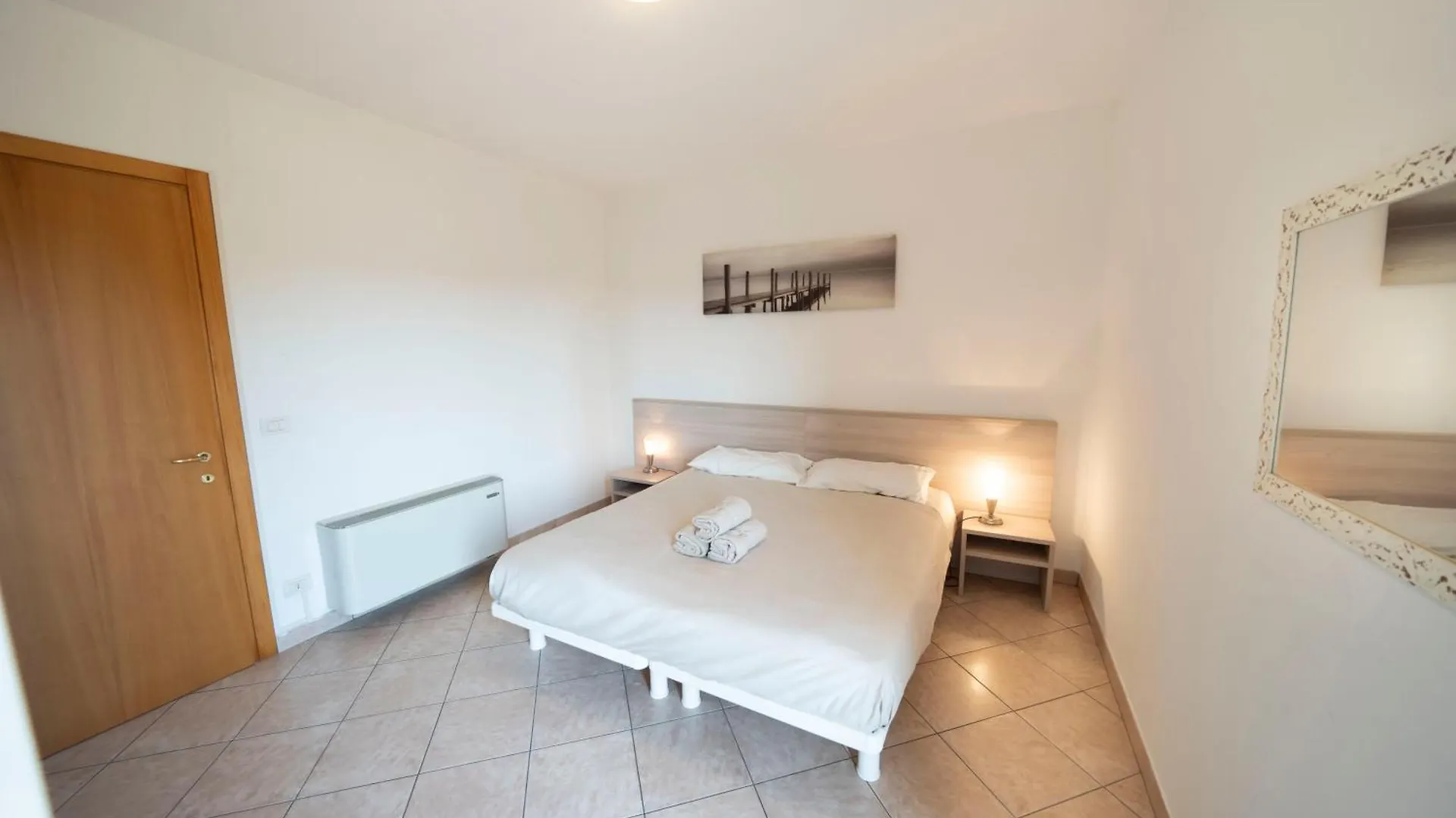 Appartamento Vista Lago Con Terrazza Lazise 0*,
