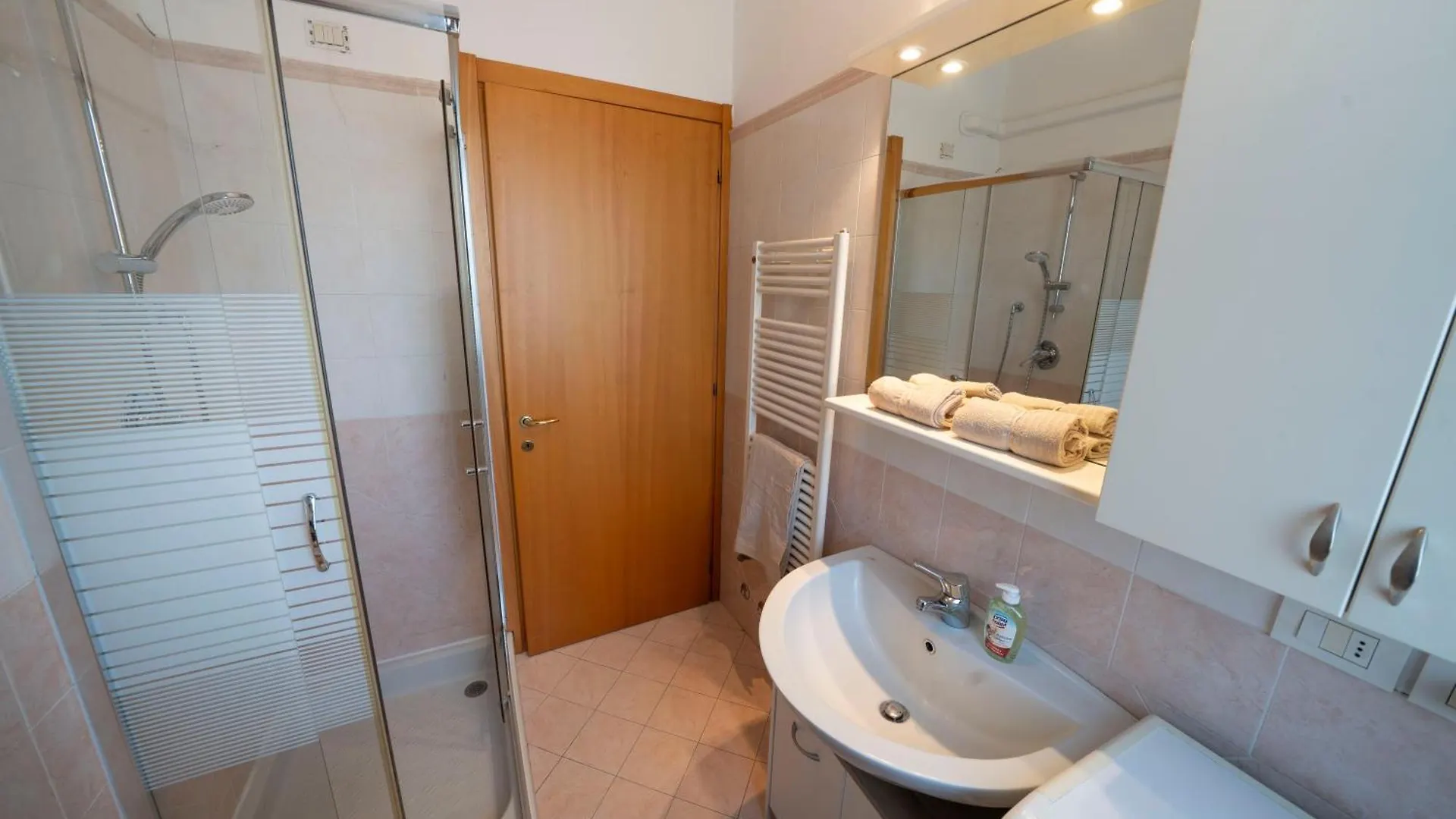 Apartment Appartamento Vista Lago Con Terrazza Lazise