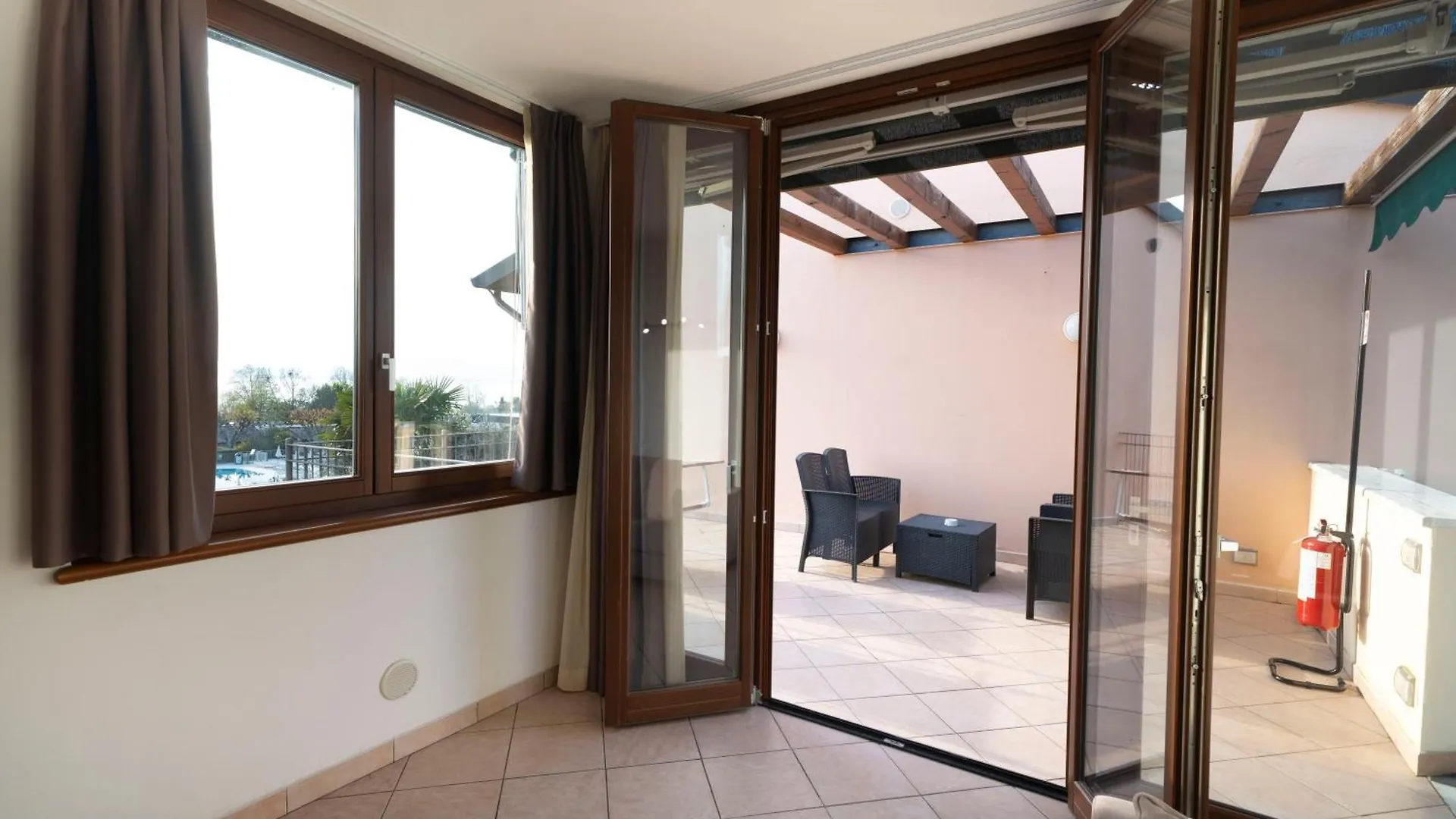 Appartamento Vista Lago Con Terrazza Lazise Apartment