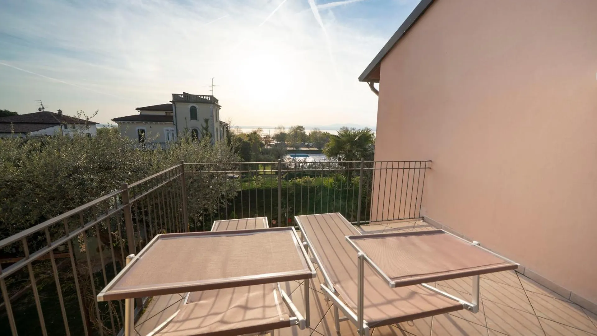 Appartamento Vista Lago Con Terrazza Lazise