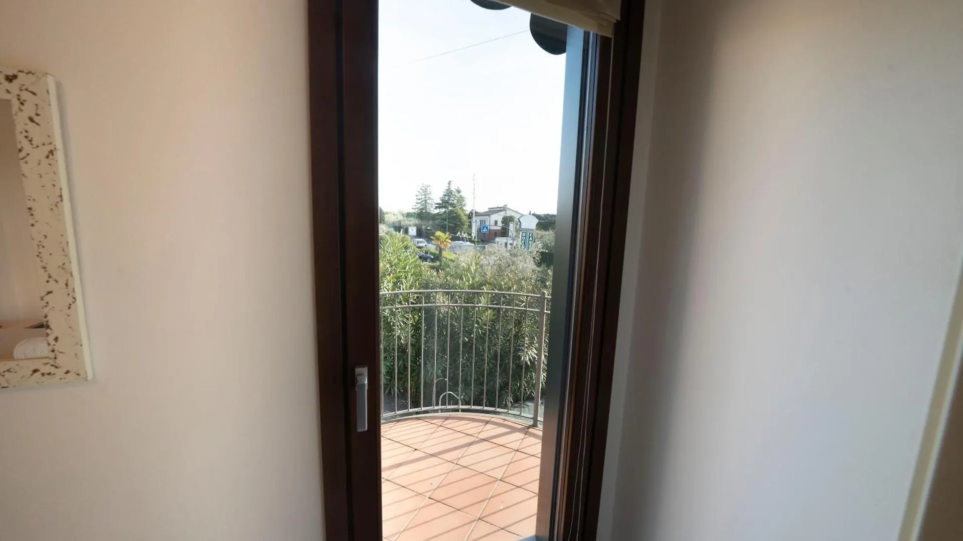 Appartamento Vista Lago Con Terrazza Lazise 0*,